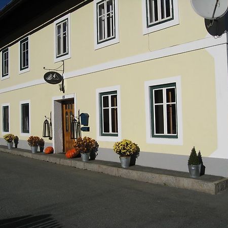 Haus 26 Weissbriach Bed and Breakfast Eksteriør billede
